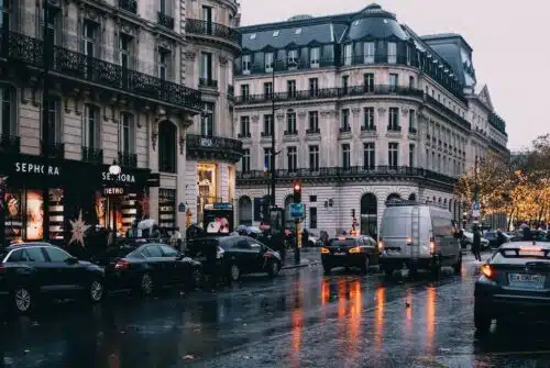Facilitez votre stationnement à Paris grâce à ces applications incontournables