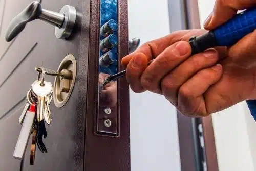 Comment trouver rapidement un serrurier près de chez vous ?