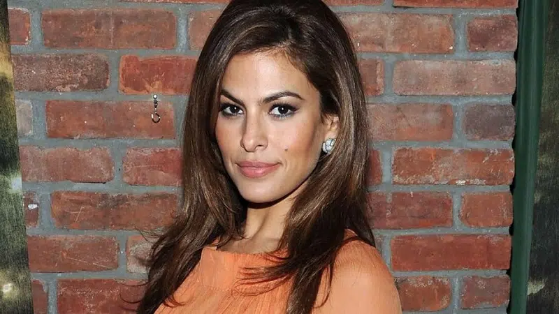 Eva Mendes : biographie et actus