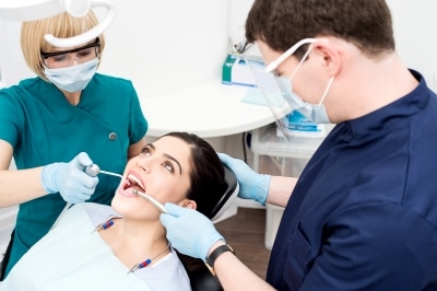 Quel est le salaire d’un assistant dentaire ?