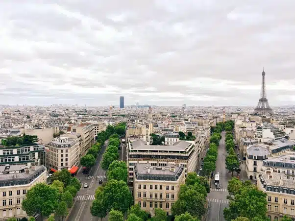 Quels secteurs souffrent d’un manque de candidats en région parisienne ?